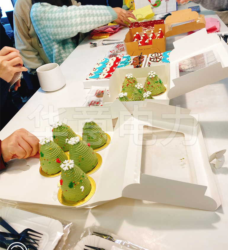 圣誕節,唯有溫暖不負卿 | 祝大家圣誕節快樂(lè )!.jpg 圣誕節,唯有溫暖不負卿 | 祝大家圣誕節快樂(lè )!.jpg