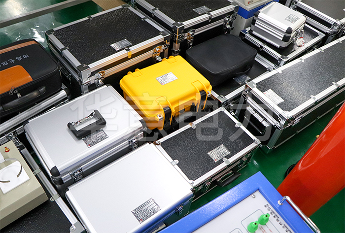 繞組變形測試儀.jpg 繞組變形測試儀.jpg